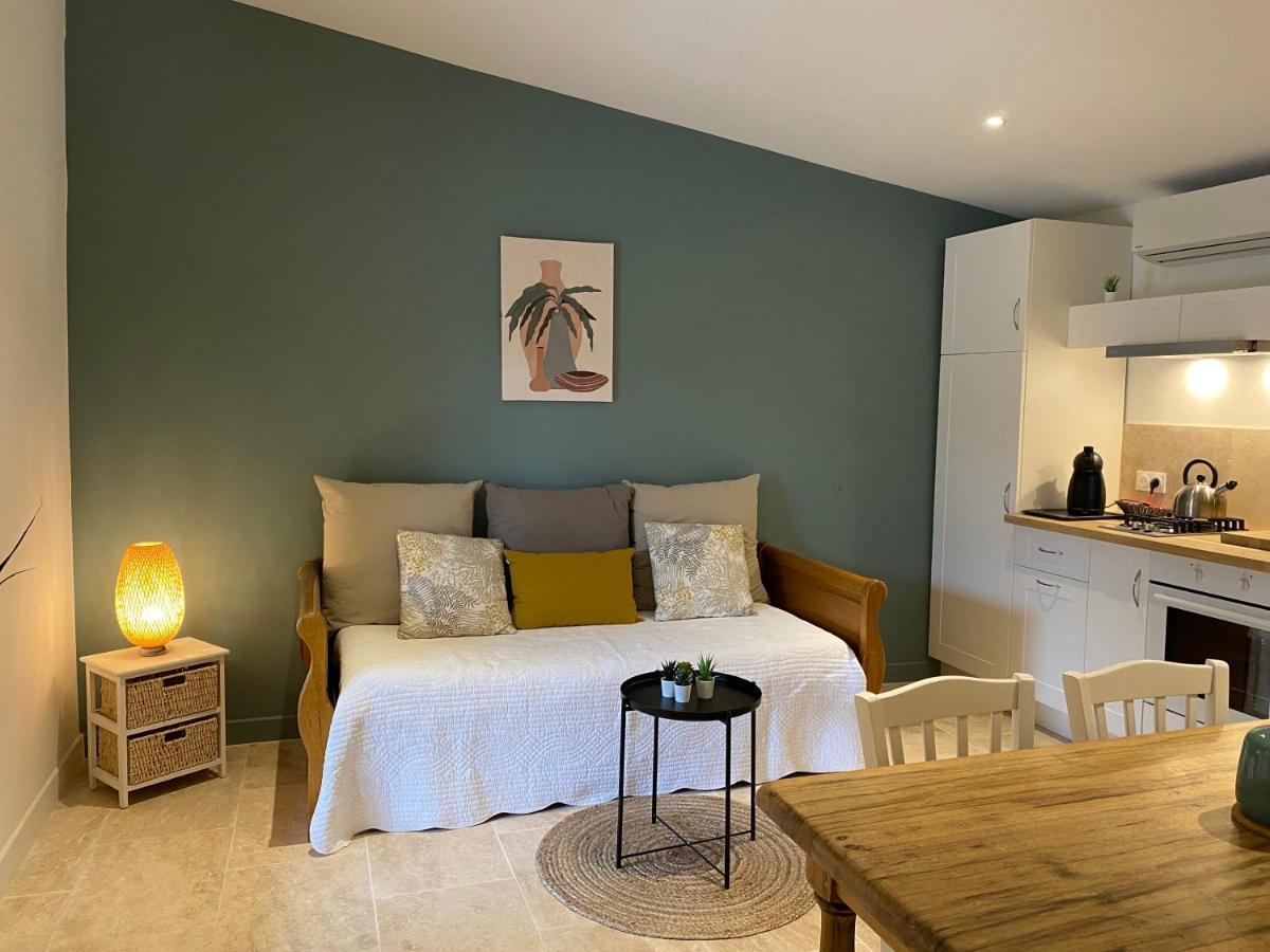 Aparthotel Domaine Du Mas Foucray Les Baux-de-Provence Esterno foto