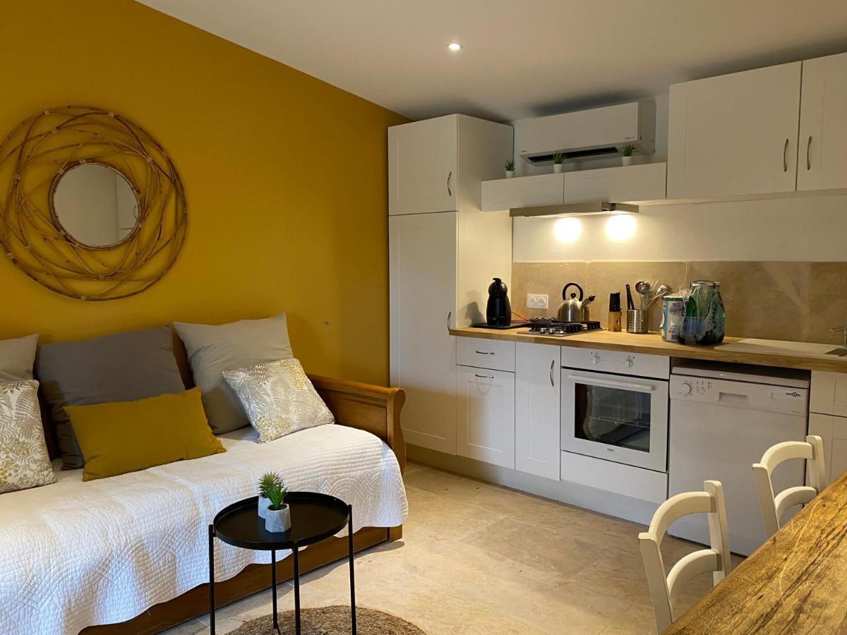 Aparthotel Domaine Du Mas Foucray Les Baux-de-Provence Esterno foto