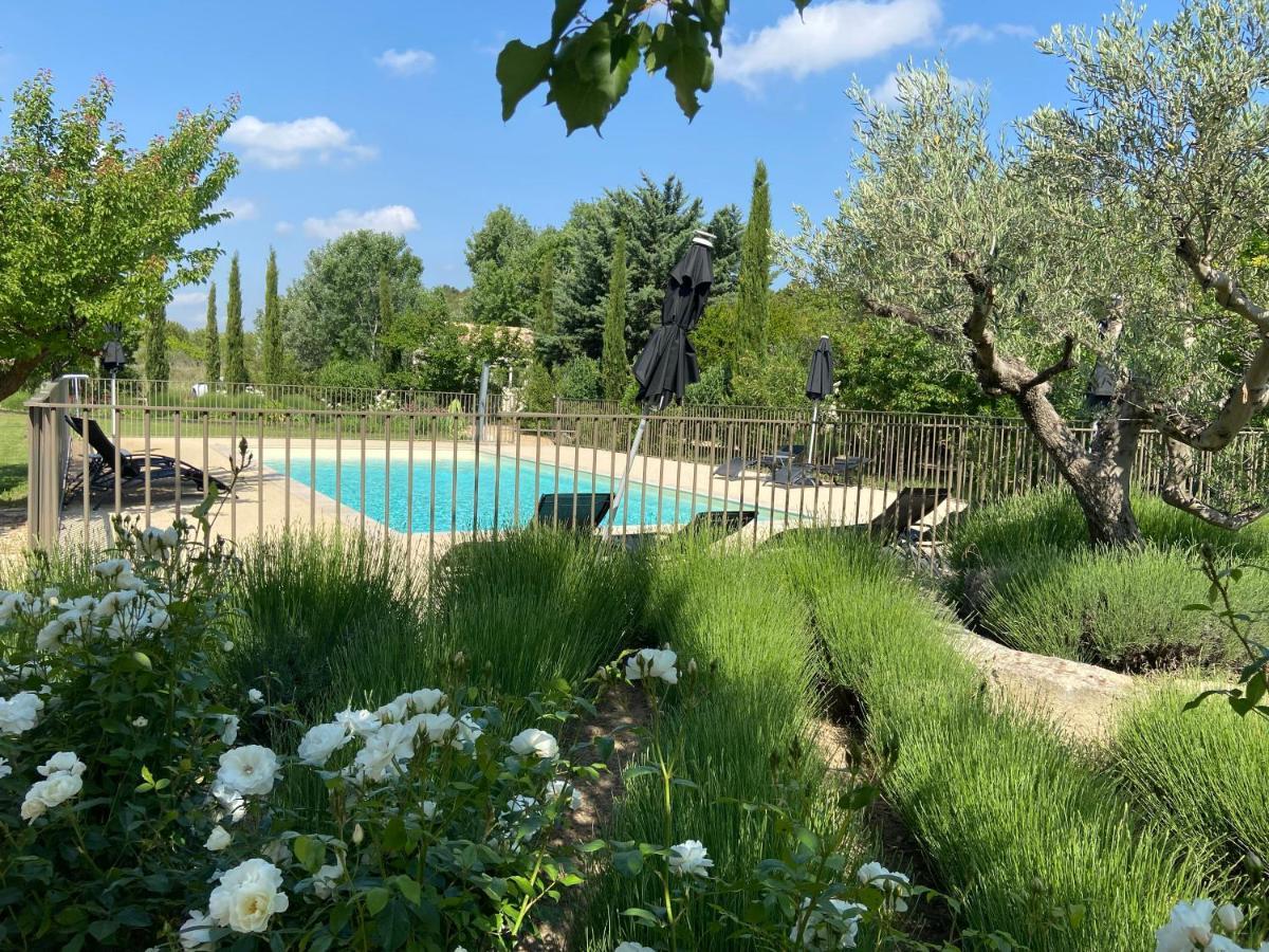 Aparthotel Domaine Du Mas Foucray Les Baux-de-Provence Esterno foto