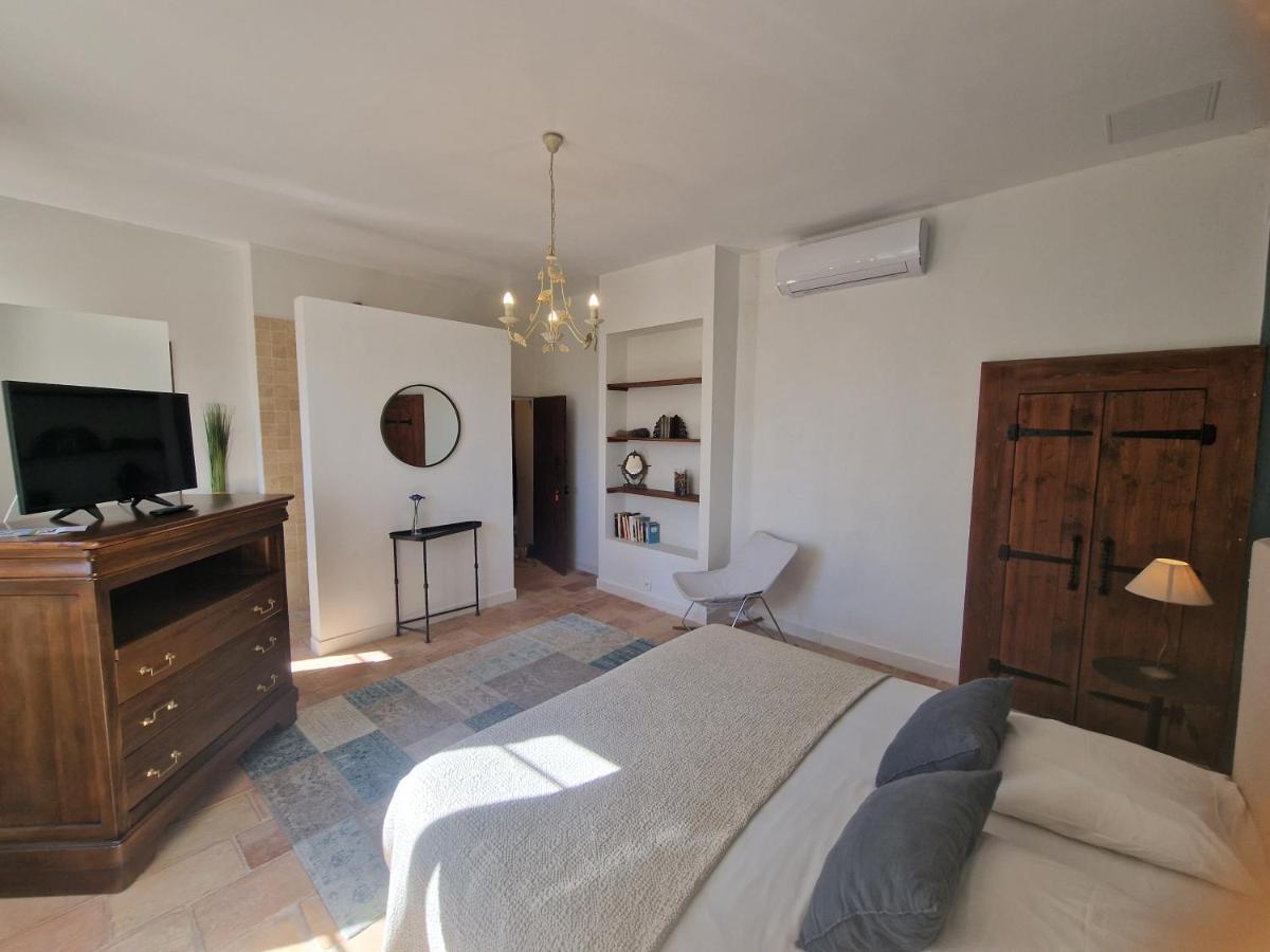 Aparthotel Domaine Du Mas Foucray Les Baux-de-Provence Esterno foto