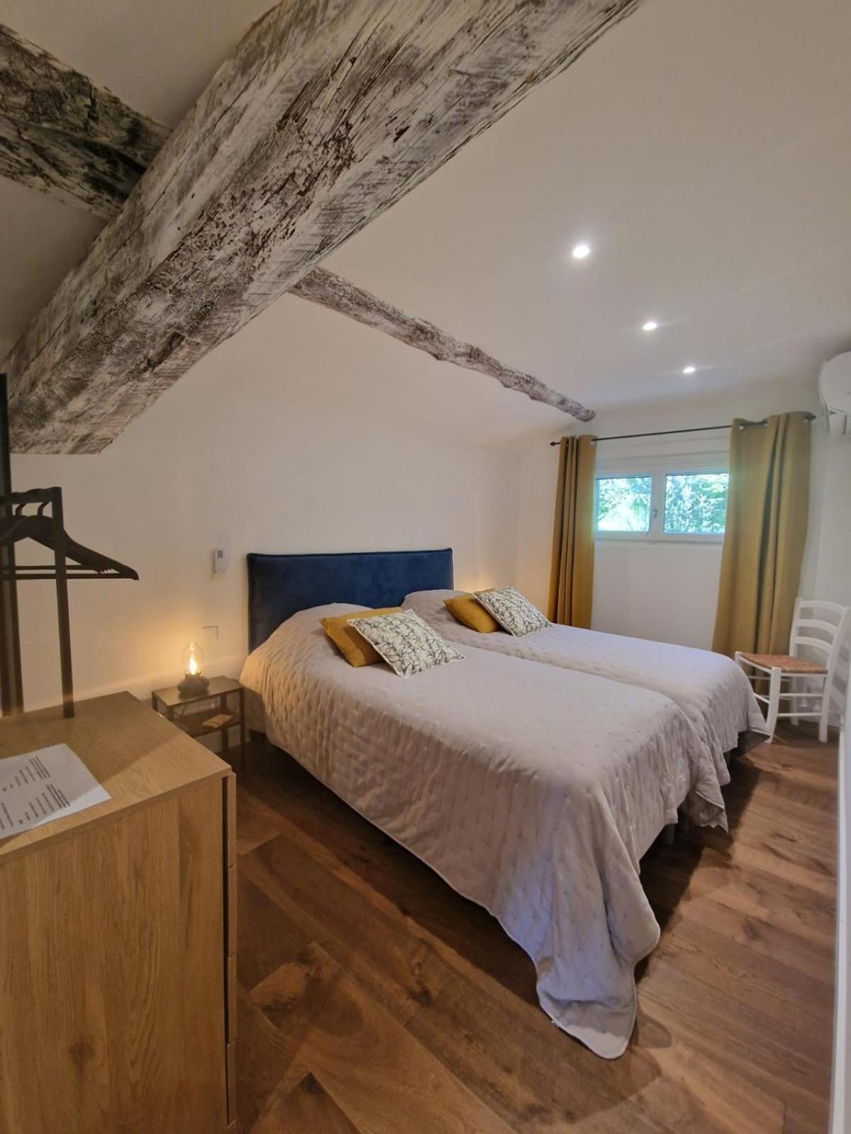 Aparthotel Domaine Du Mas Foucray Les Baux-de-Provence Esterno foto